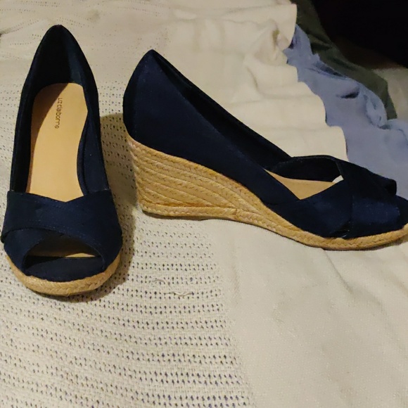 Wedges - Picture 2 of 2